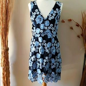 Occasion by DEX - embroidered sleeveless dress